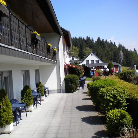 Hotel Pension Haus Berghof Hellenthal Extérieur photo